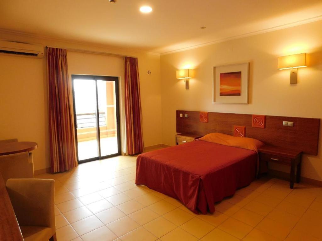 Hotel Praia Sol Куартейра Екстер'єр фото