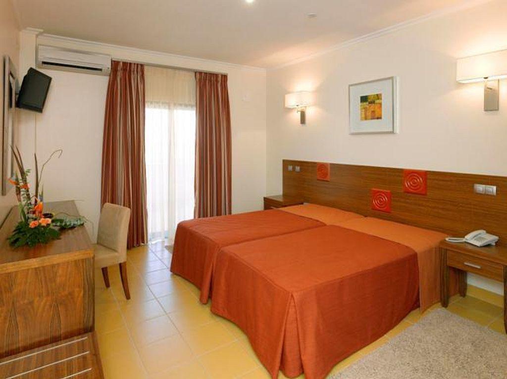 Hotel Praia Sol Куартейра Екстер'єр фото